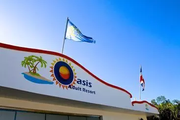 هتل Oasis Adult Resort