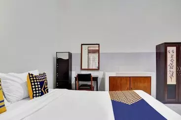 Hotel Spot On 90539 Taman Borobudur Guest House Syariah