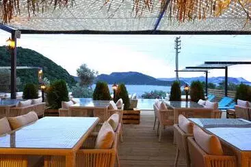 Majatalo The Luxury Shelters