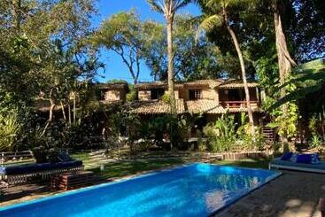 펜션 Pousada Jardim Da Praia