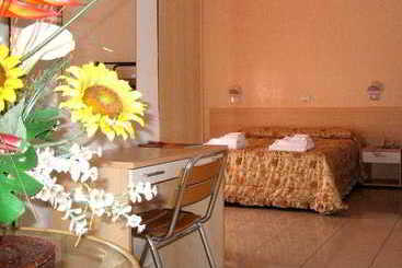 Santa Barbara Hotel & Apartments