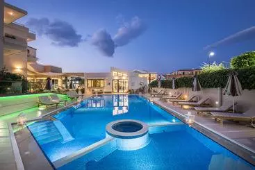 فندق Oscar Suites & Village