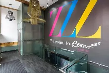 Hotel Roomzzz Manchester City
