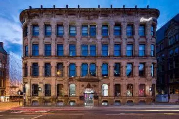 Hotel Roomzzz Manchester City