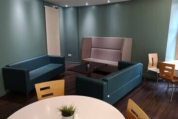 בית מלון כפרי Edinburgh Central Accommodation