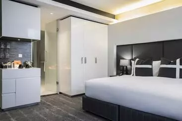 The Capital 15 On Orange Hotel & Spa