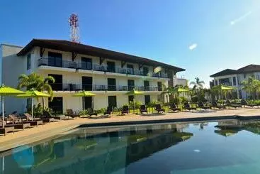 Kamana Sanctuary Resort And Spa