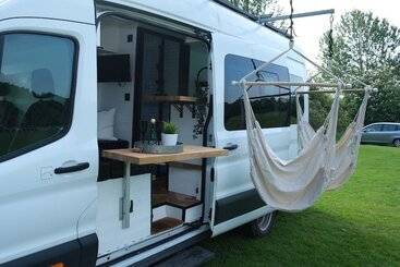 بيت ريفى Superb 4 Berth Campervan With Kingsize Bed