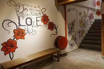 酒店 Riverine Garden