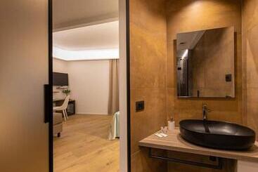 펜션 Palazzo Raho Suites