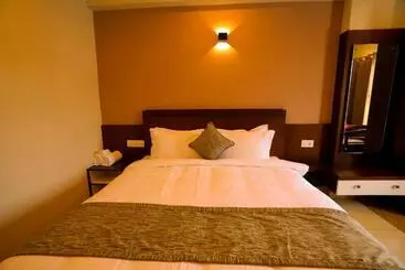 Hotelli Zubis Inn