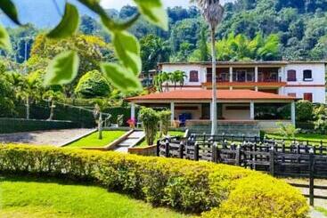 Granja Del Cafe Hotel Y Centro De Convenciones