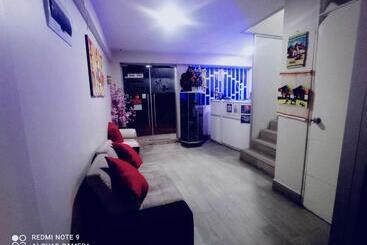 펜션 Hs Misky Puñuy Inn   Churín