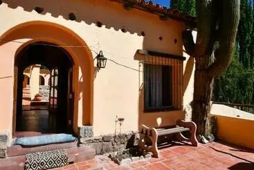 ホテル Hosteria La Granja