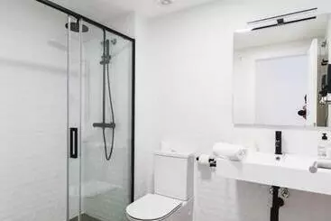 پانسیون Hostal Comfort Suites