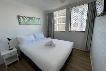 Aries Holiday Apartments