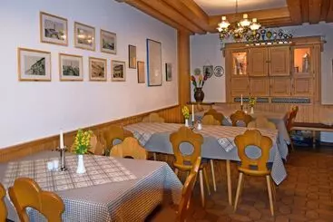 ホテル Gruner Baum