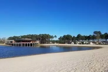 فندق L Hôtel Du Lac