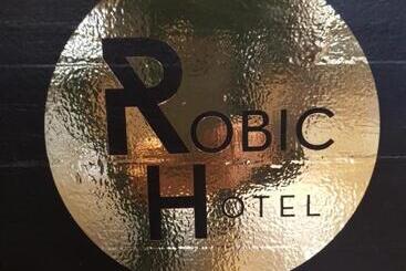 Brit Hotel Essentiel Pontivy Robic