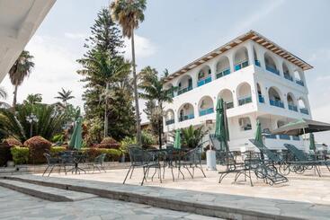 Hotel Cap Kivu