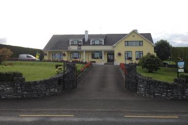 مبيت وإفطار Seawater View Accomadation   Accommodation Only