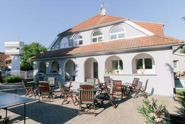 Alle Bed & Breakfast