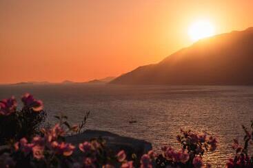 Отель Gumus Peninsula