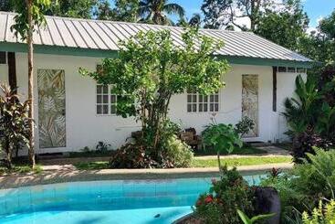 Bed and Breakfast Mayas Nest