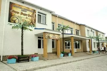 Hotel Parusa Maklaia