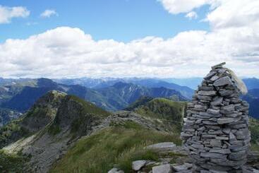 Szálloda Palazzo Gamboni Swiss Historic