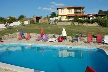 Pensión Bachvarovi Villas