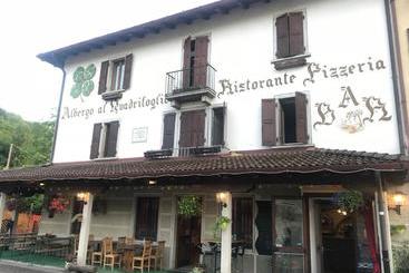 בית מלון כפרי Al Quadrifoglio