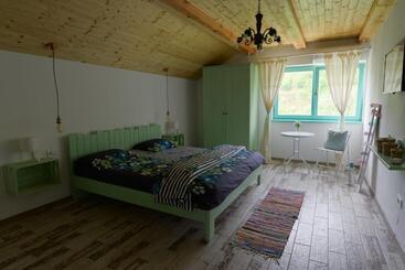 Отель Pensiunea Happy