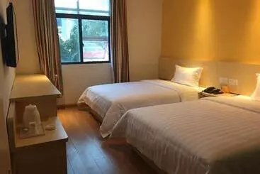 Hotelli 7days Inn Tongren Jiangkou Fanjing Mountain National Park Branch