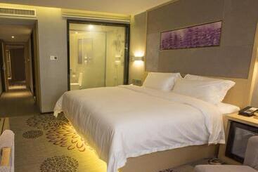 Lavande Hotel Huizhou Nan Station Wanda Square