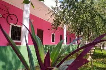 Bed and Breakfast Hacienda Santa María De Batzan Rotamudos