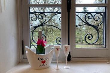 بنسيون Château De Ré