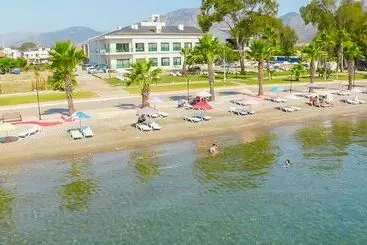 Hotelli Dolunay Suit & Beach