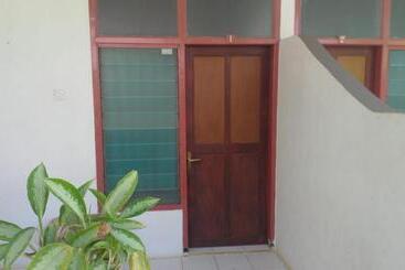 בית מלון כפרי Villa Yasmin Malino