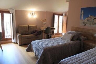 Apartamentos Turísticos Escorraladas