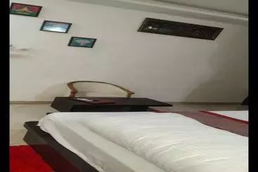 Hôtel Capital O 82360 Br Villa