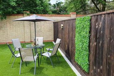 호텔 The Adam And Eve