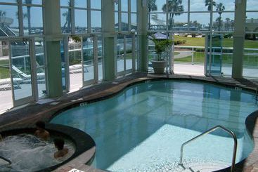 فندق St. Augustine Beachfront Resort