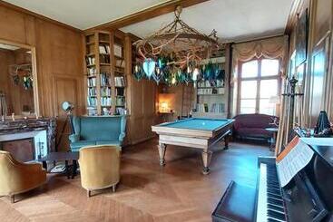 ベッドアンドブレックファースト Les Chambres Du Château Du Rozel