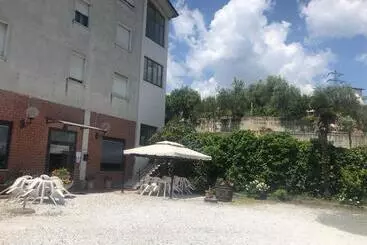 Hotelli Albergo Ristorante La Greppia