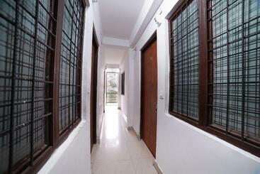 Szálloda Spot On 66981 Mahi Home Stay