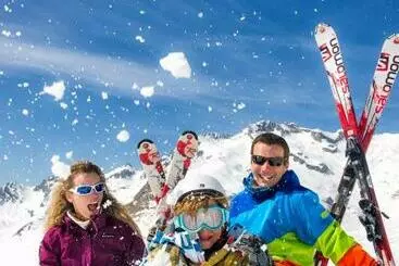 アパートホテル Résidence Goélia Les Chalets De Super Besse