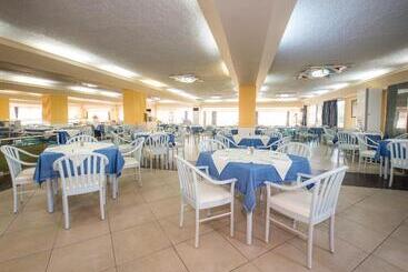 فندق Eurovillage Achilleas