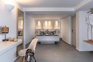 فندق Adamant Suites