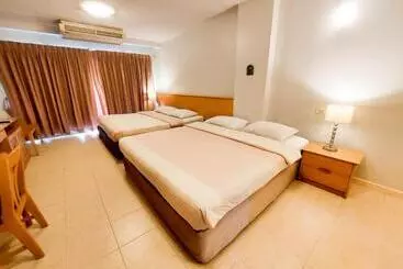 בית מלון כפרי Diamond City Place